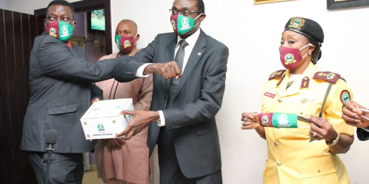 Brokers Donates Face Masks To LASTMA