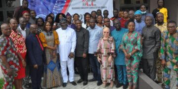 Image Spin: Insurance Council, Media Set ‘The Newsman in a Changing World’