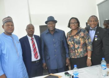 Insurance Operators Get Closing Year Dose Of Undulating Applause, Twists And Turns