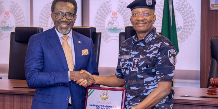 Nigeria Police In New Fashion To Enforce Compulsory Insurance