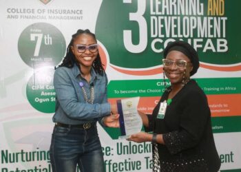 Image Spin: Heirs Life Assurance Wins Agency Company of The Year From CIFM